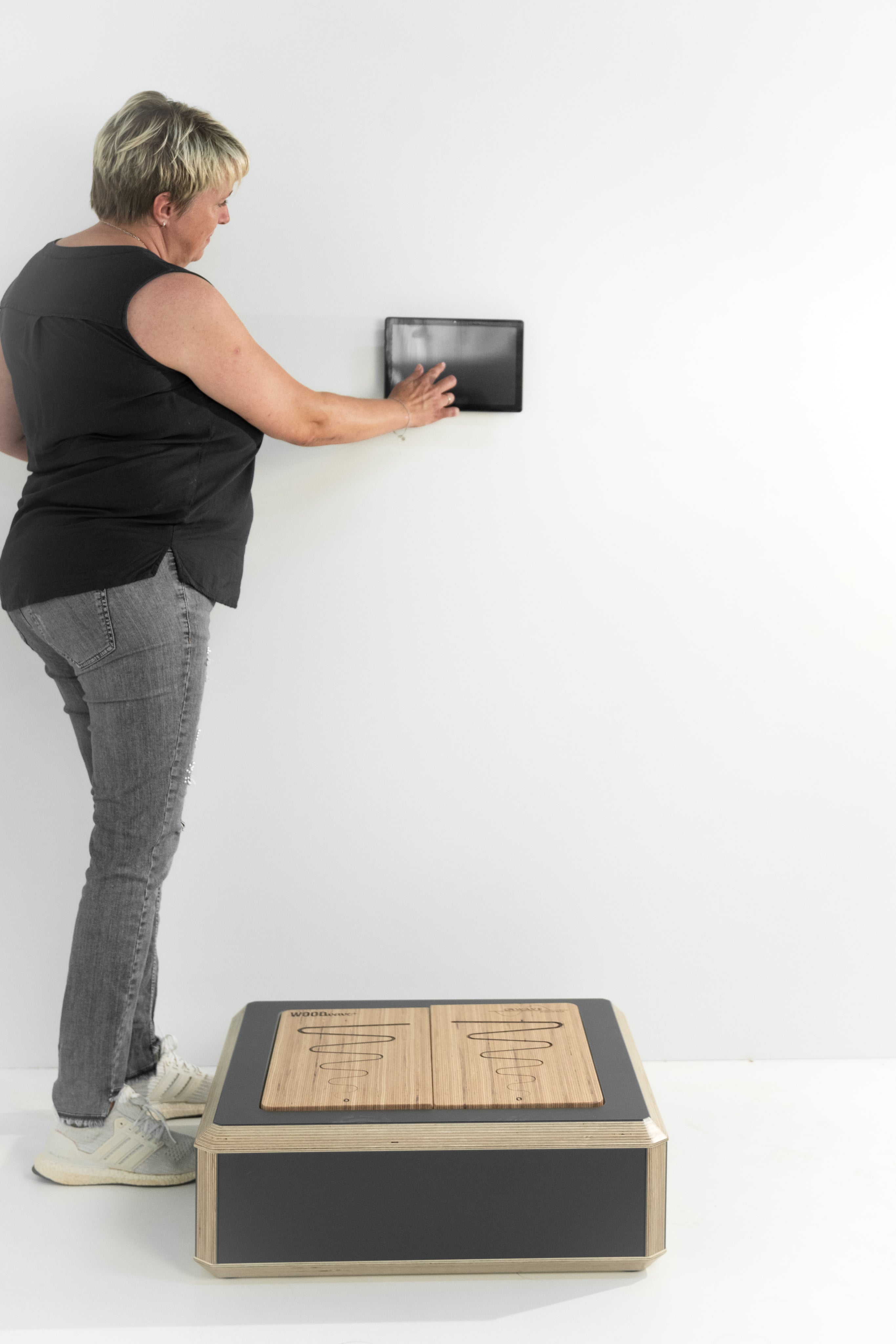 Airvida Vibratech Plus Vibration Therapy Machine