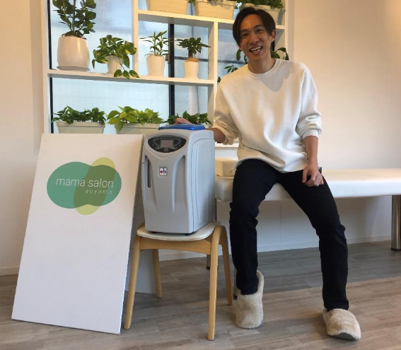 Oxygen concentrator at Mama Salon Japan