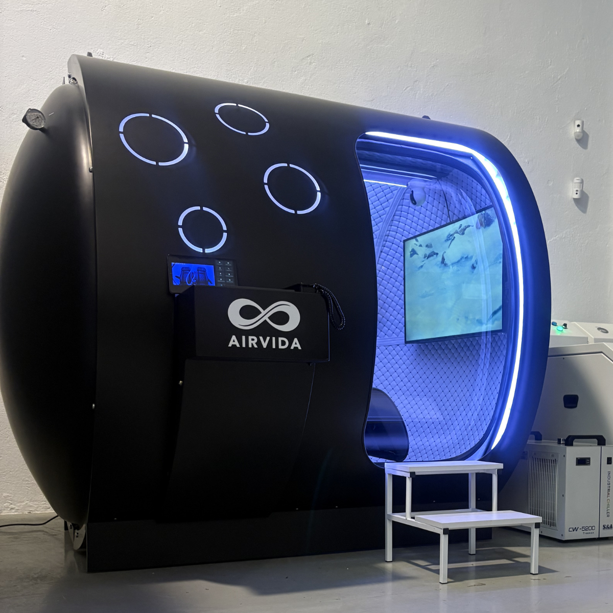 Airvida Multiplace Hyperbaric Oxygen Chamber With BIBS System