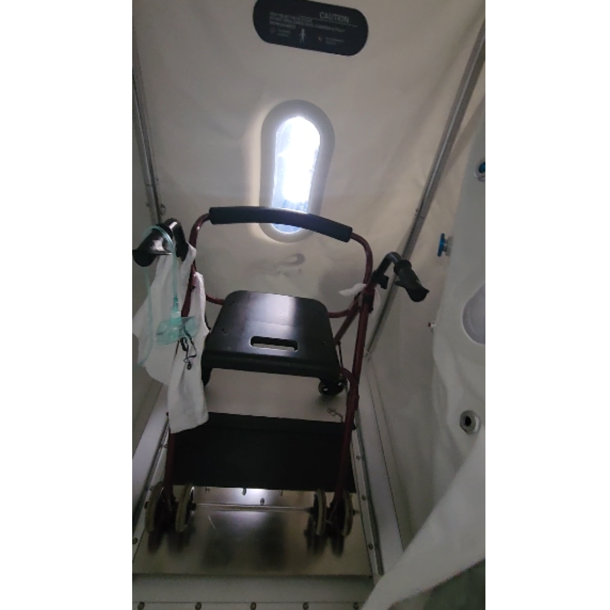 Airvida Chair Pro 1.4 ATA Hyperbaric Chamber