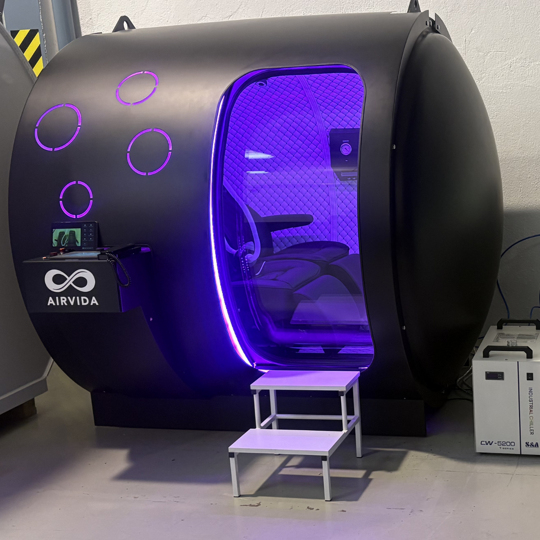 2.0 ATA Hardshell Multiplace Hyperbaric Chamber - Airvida Chambers